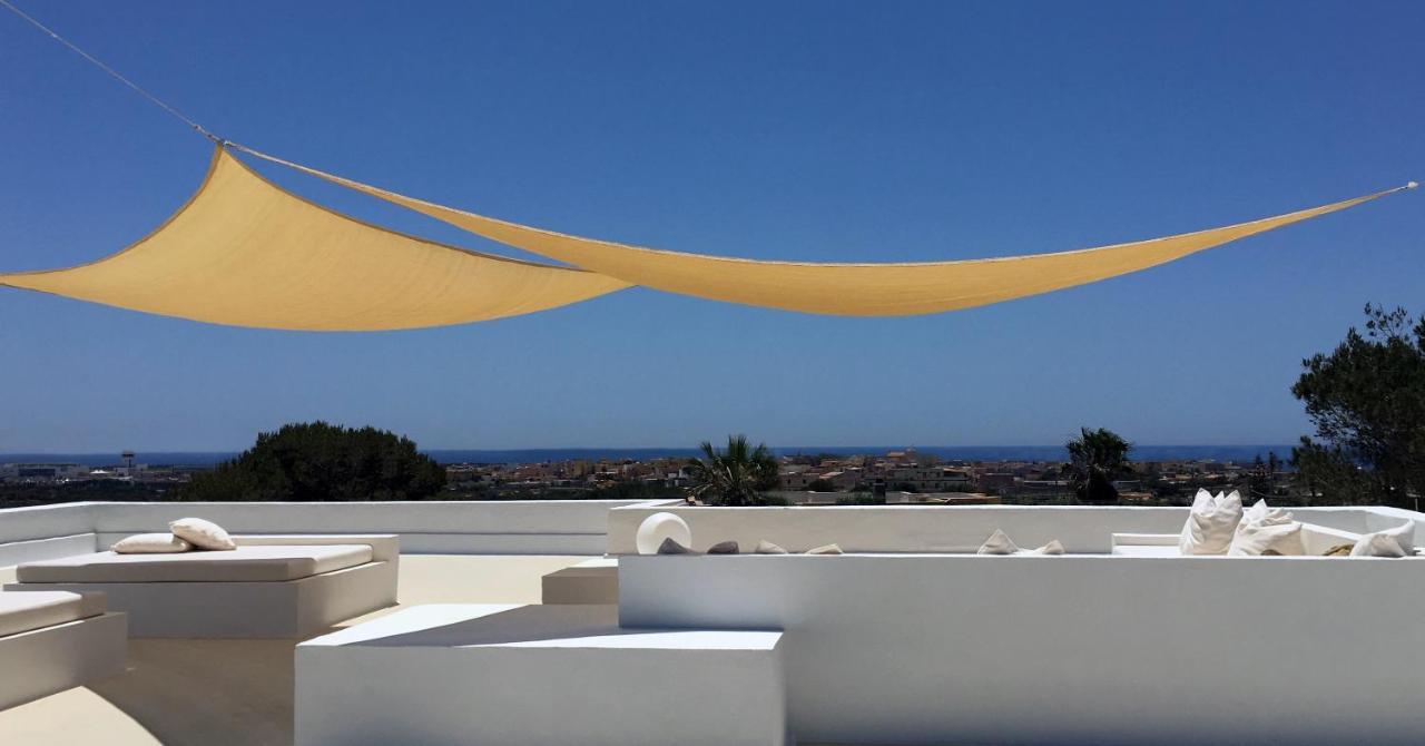 La Casa Al Mare Bed & Breakfast Lampedusa Exterior photo